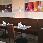 Berlin-messe Отель Берлин