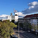 Отель Berlin-messe Берлин